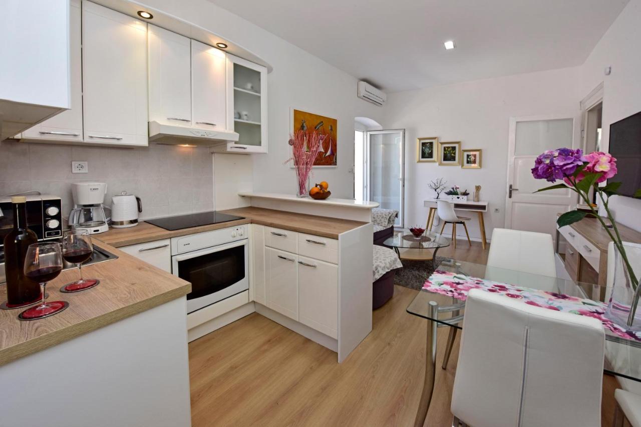 Premium Apartment Aria Porec Esterno foto