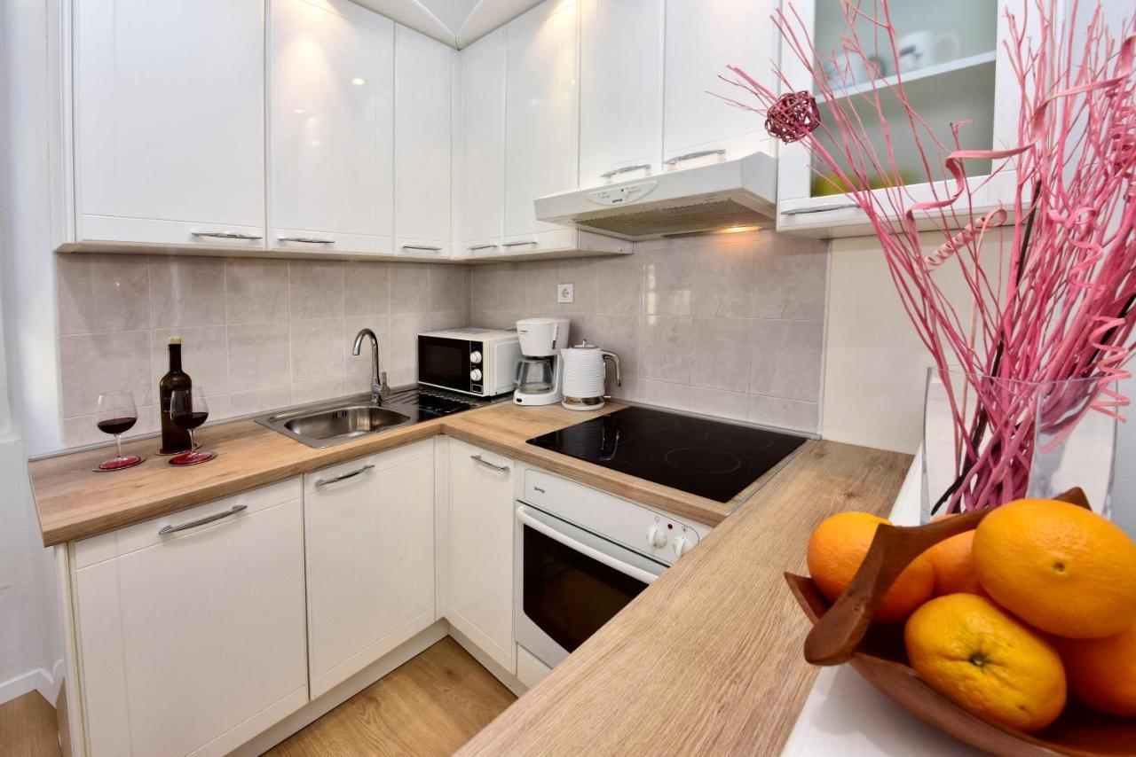 Premium Apartment Aria Porec Esterno foto