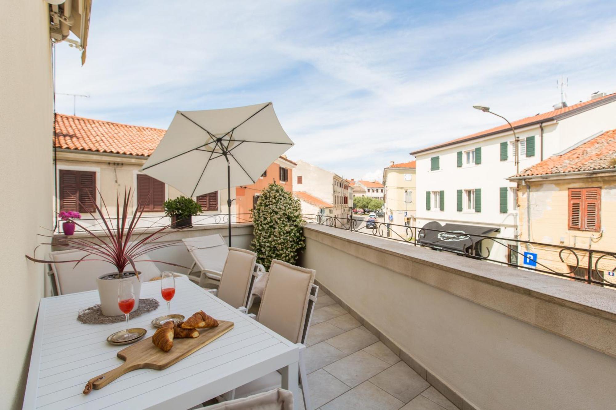 Premium Apartment Aria Porec Esterno foto